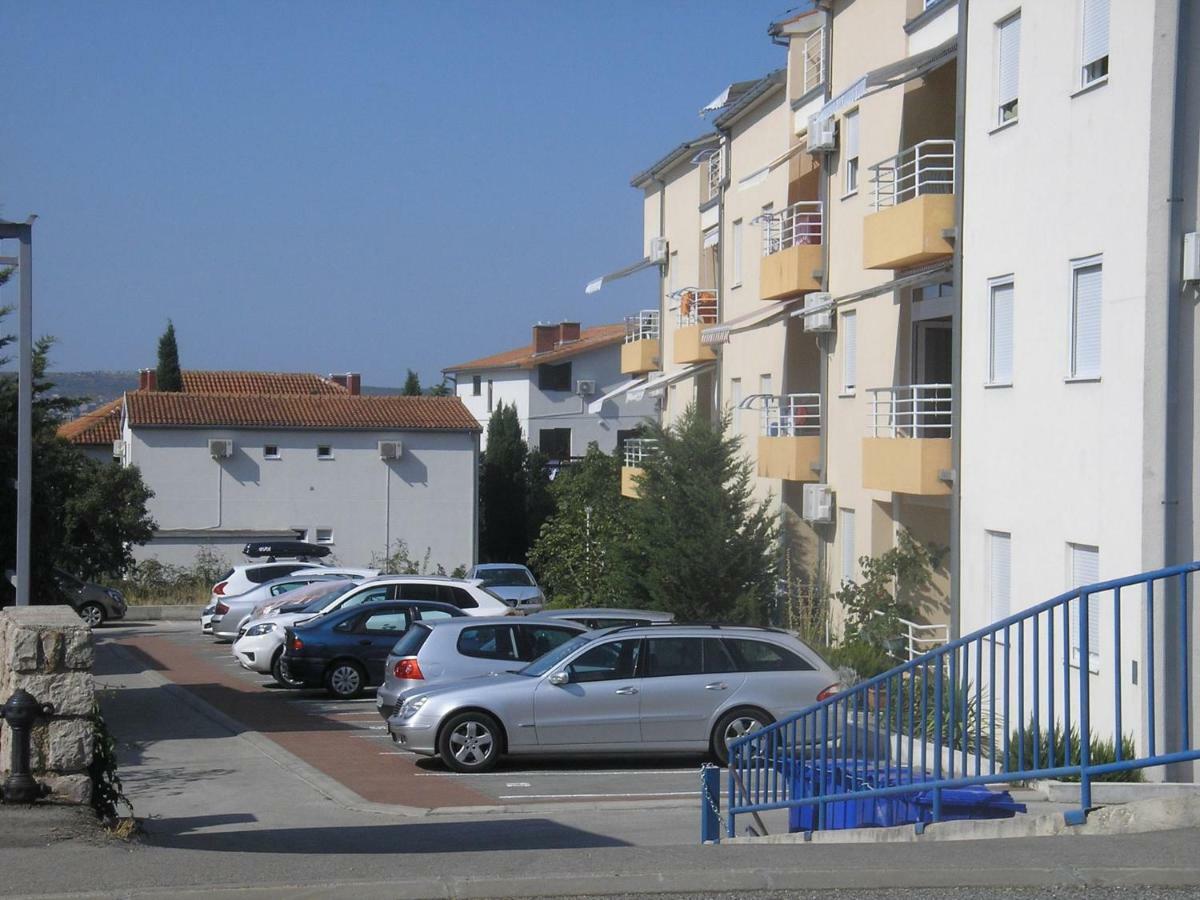 Ferienwohnung Marina Blue Starigrad Paklenica Exterior foto